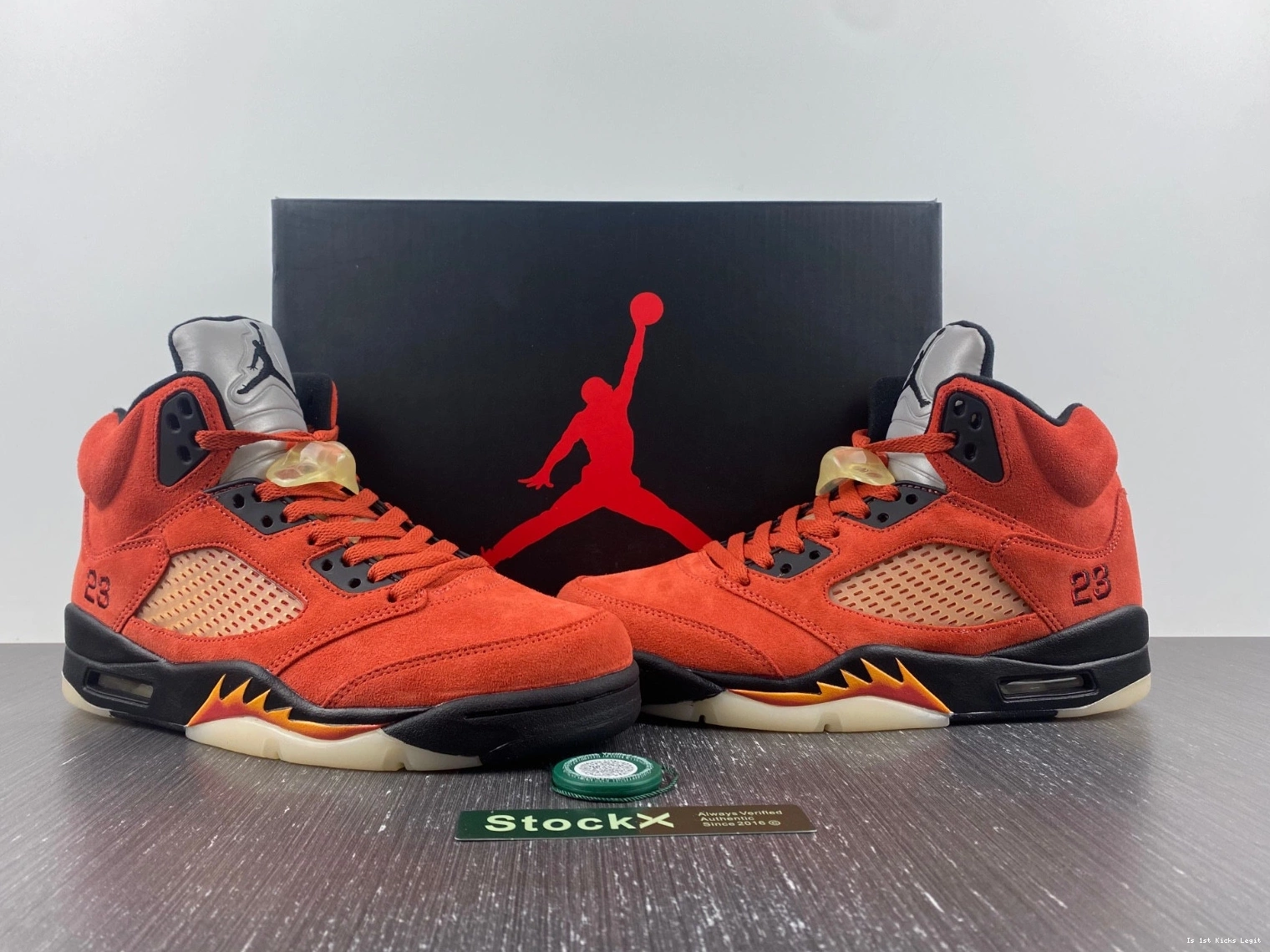 “Dunk Mars” DO9336-800 On Air Jordan 5  0320